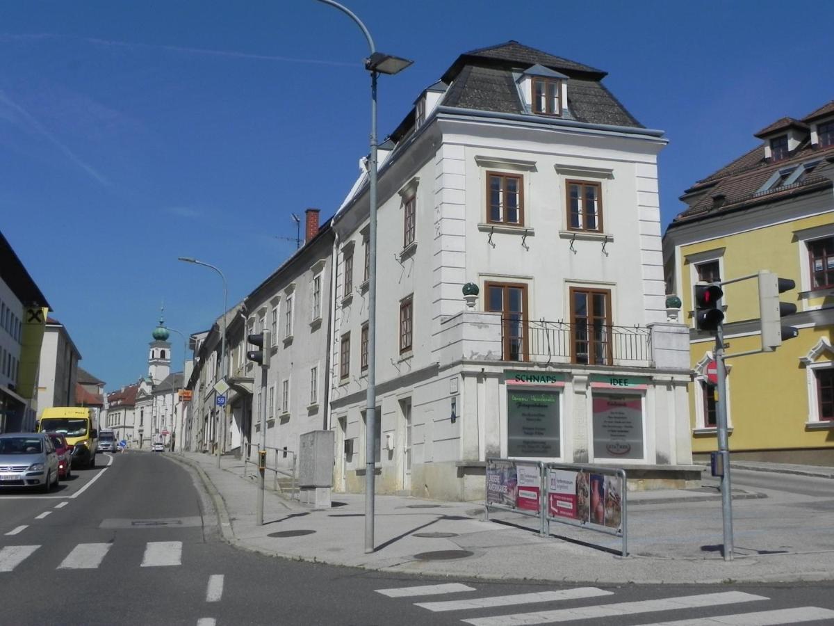 Schloss-Appartements Eisenstadt Ngoại thất bức ảnh